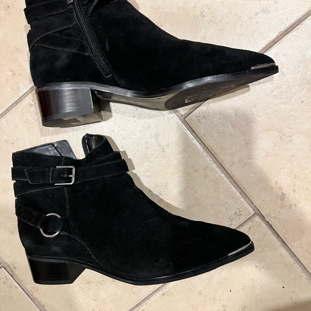 Marc Fisher zippered black suede booties sz 7.5 buckle detail